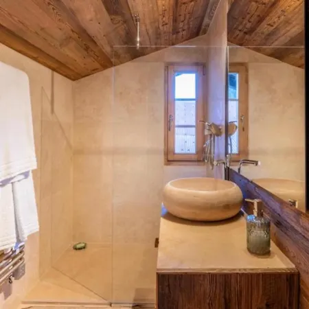 Chalet Ananda Apartment